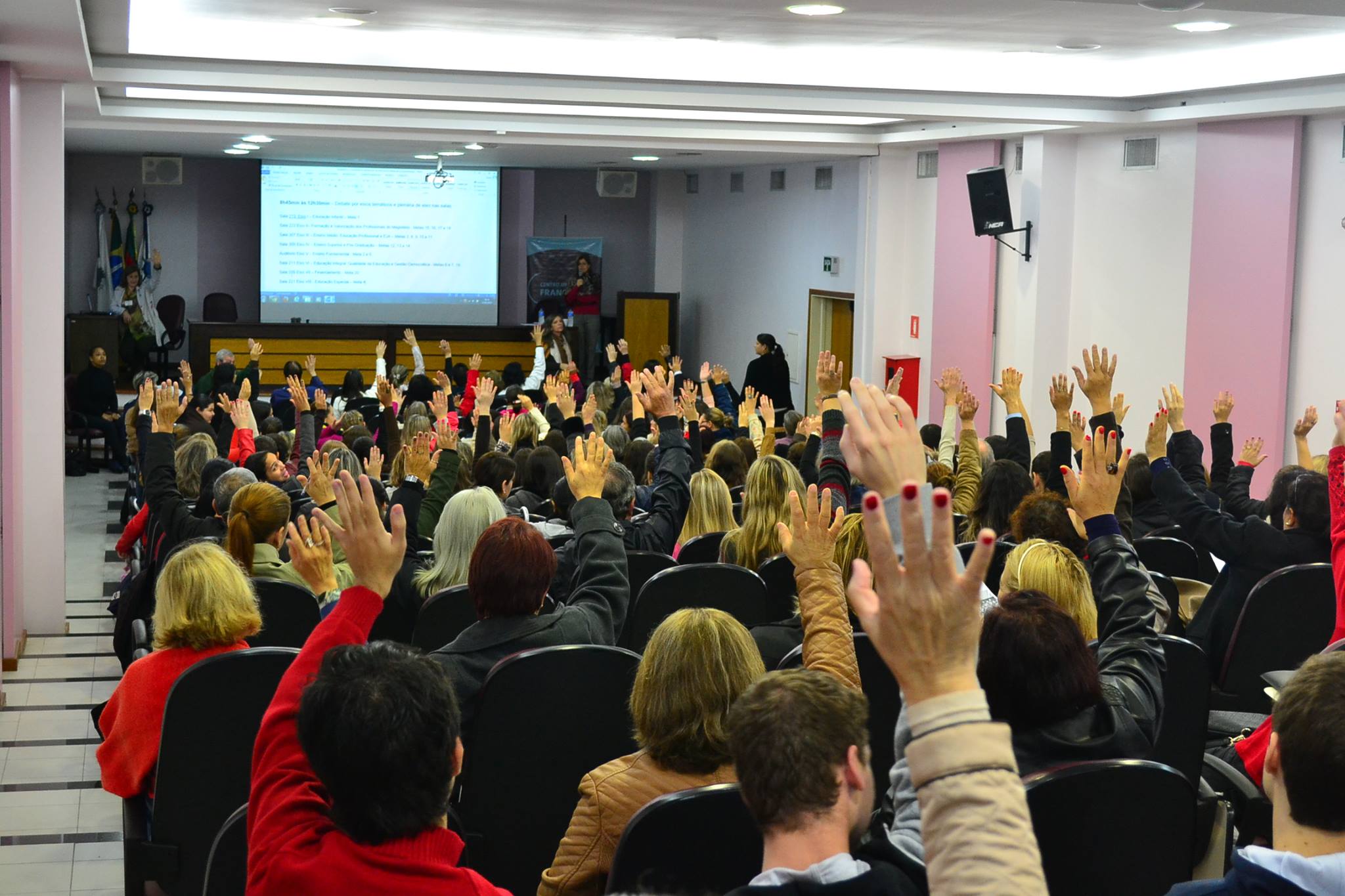 Coordenação Sindical avalia conferência sobre o Plano Municipal de Educação