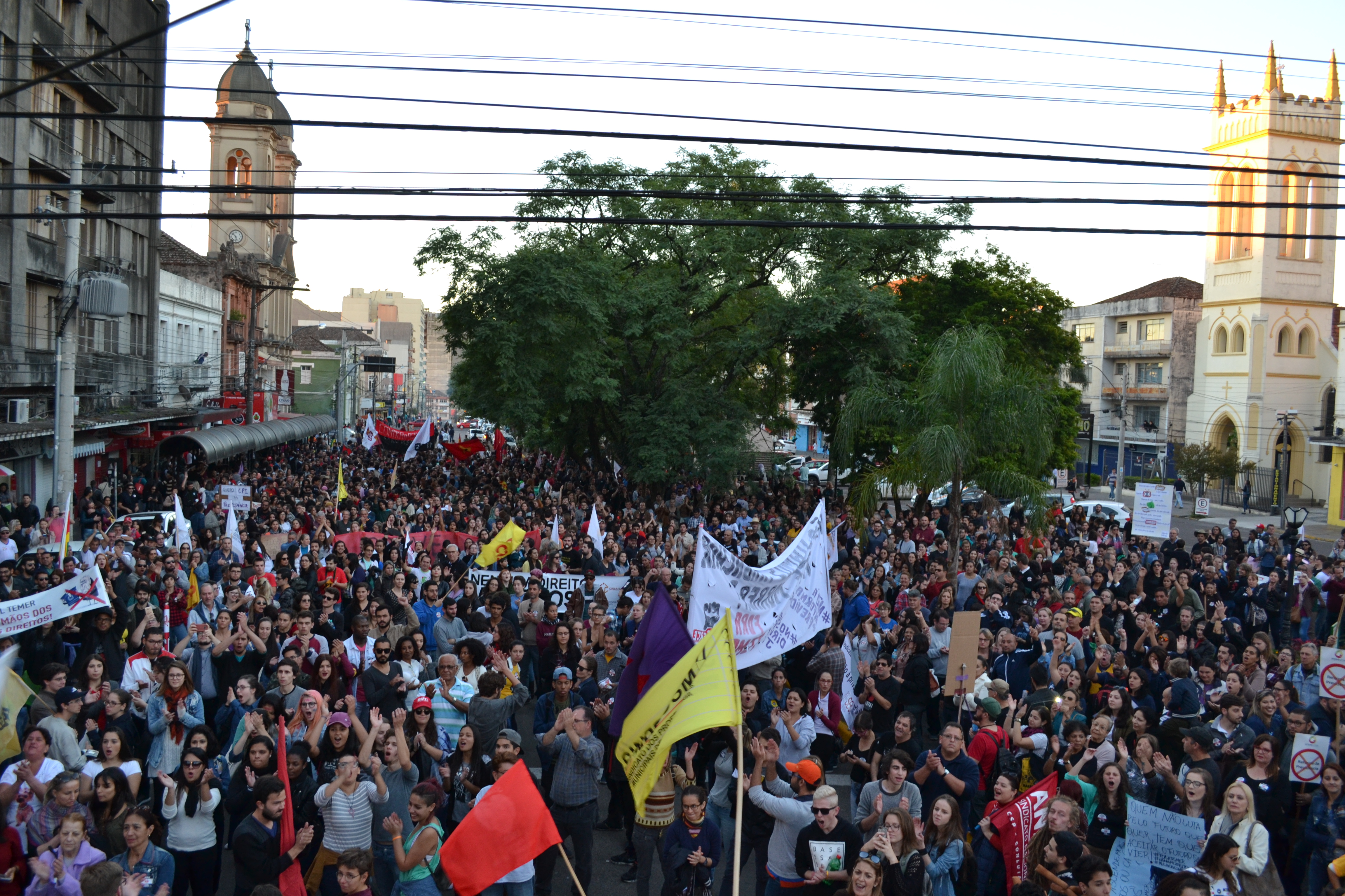 Manifestações pela saída de Temer ocorrem em todo o país