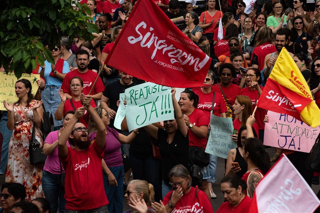 Diário de SM: Reajuste dos professores deve ser tratado somente em agosto, afirma prefeito Jorge Pozzobom