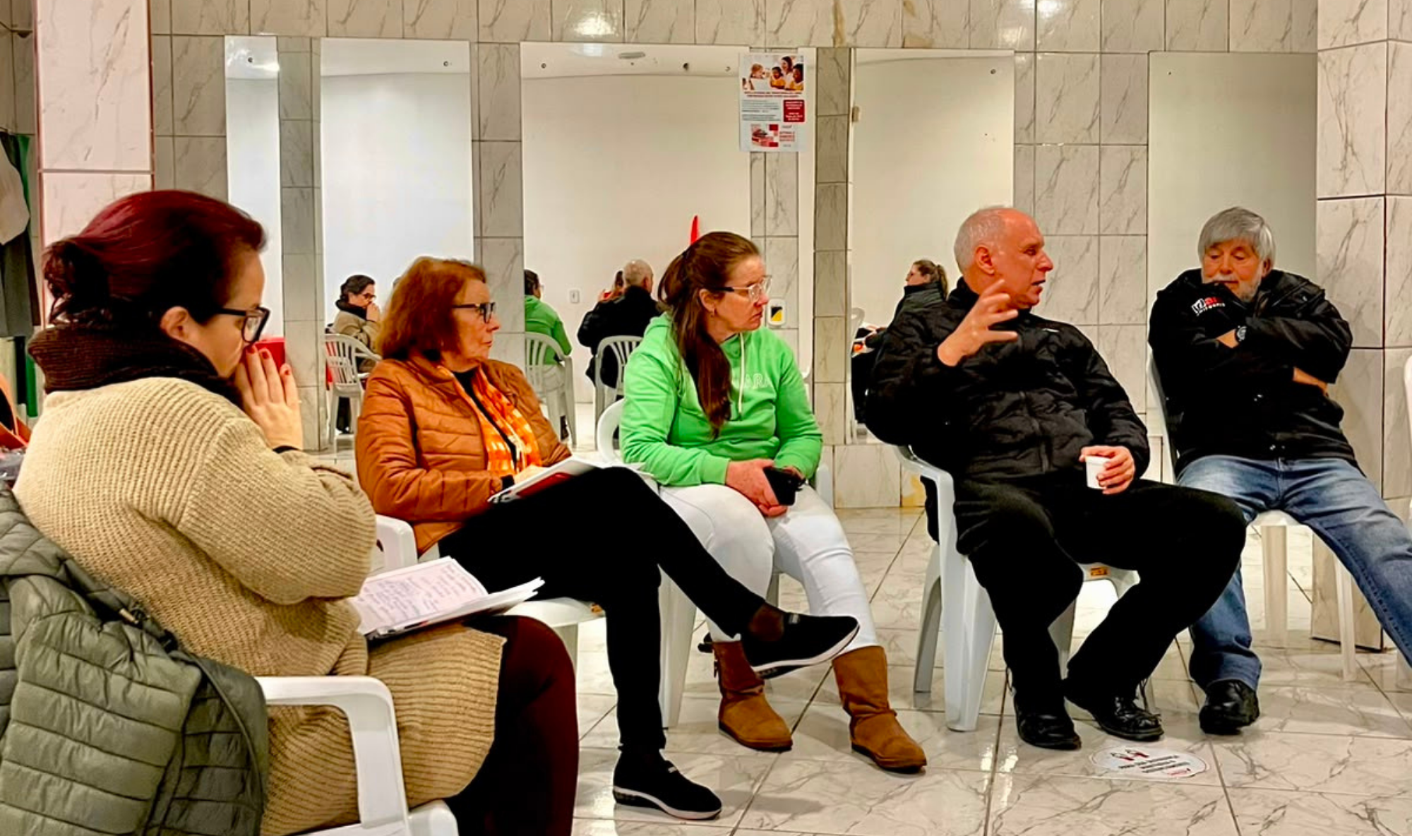Sinprosm reúne representantes das escolas para discutir pautas da educação municipal